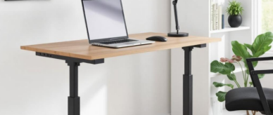 Elektrické výškově nastavitelné stoly získávají na síle, protože kanceláře upřednostňují zdraví a produktivitu